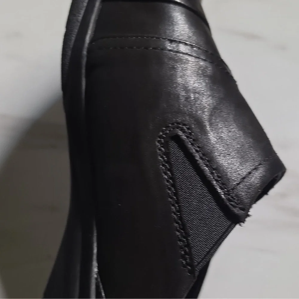 WearEver Extreme Comfort Women's Black Leather Slip-On Casual Shoes 10W Wide